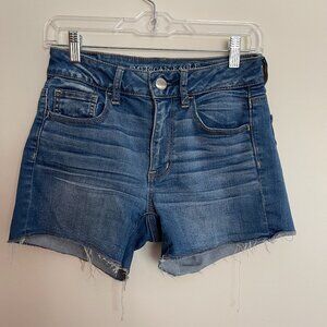 American Eagle super stretch hi-rise shortie Great condition Size 2